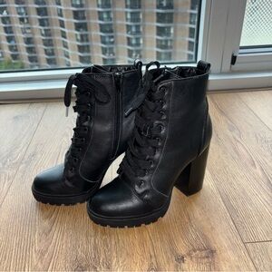 Steve Madden black boots - size 7